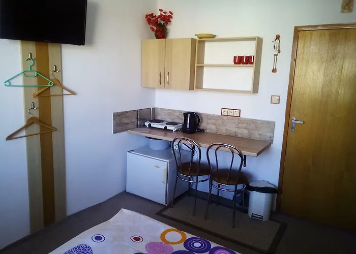 民宿 Privat Alfa *