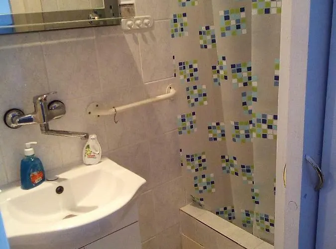 民宿 Privat Alfa *